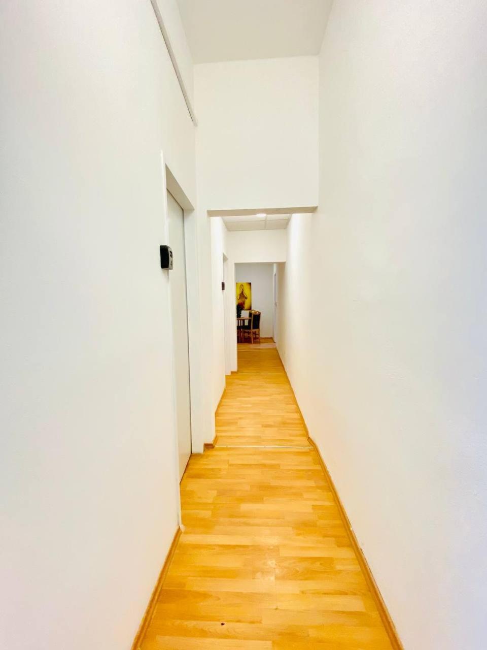 Comfortable Room In The 23Rd District Of Vienna Fr4 Exterior photo