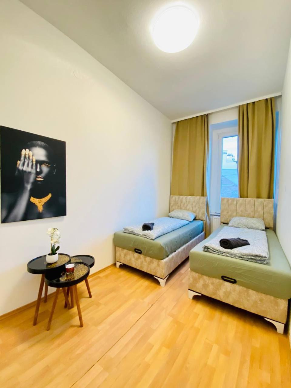 Comfortable Room In The 23Rd District Of Vienna Fr4 Exterior photo