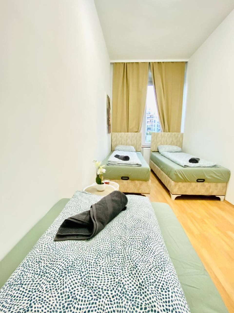 Comfortable Room In The 23Rd District Of Vienna Fr4 Exterior photo