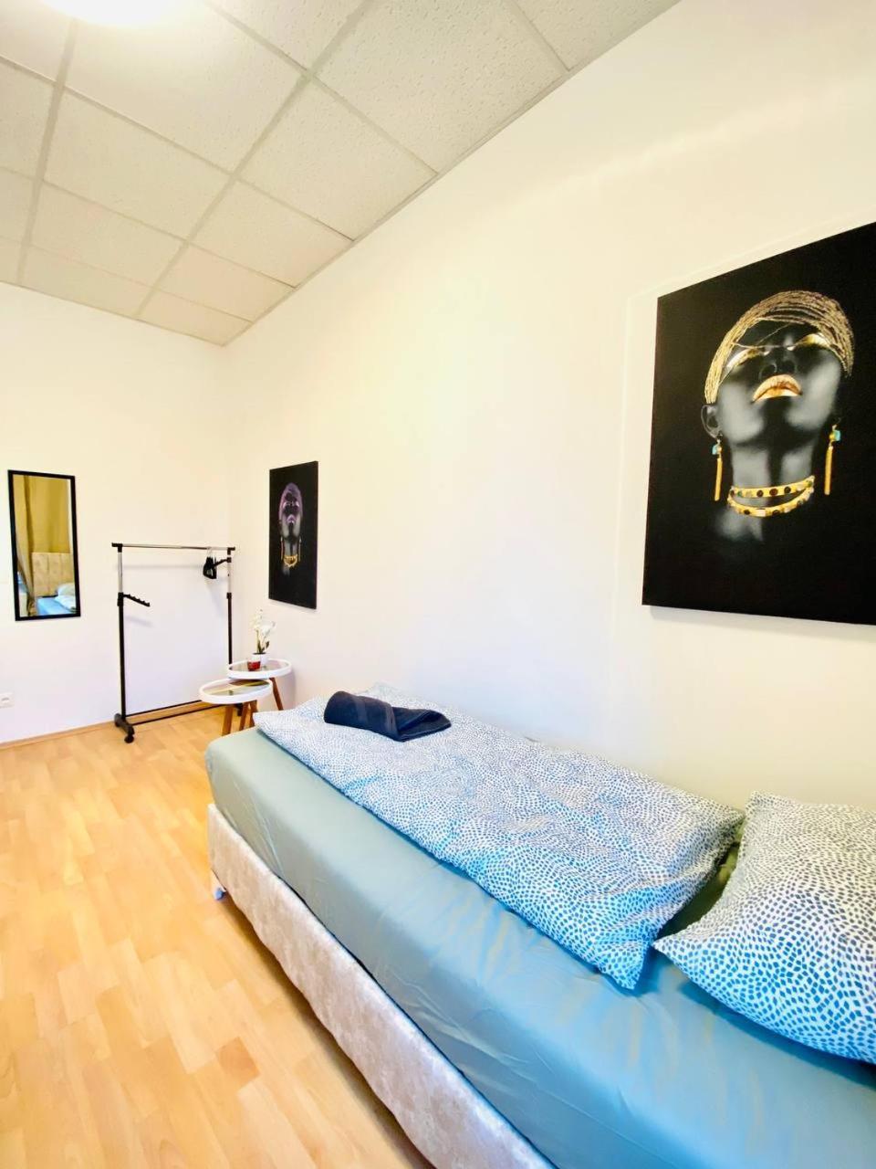 Comfortable Room In The 23Rd District Of Vienna Fr4 Exterior photo