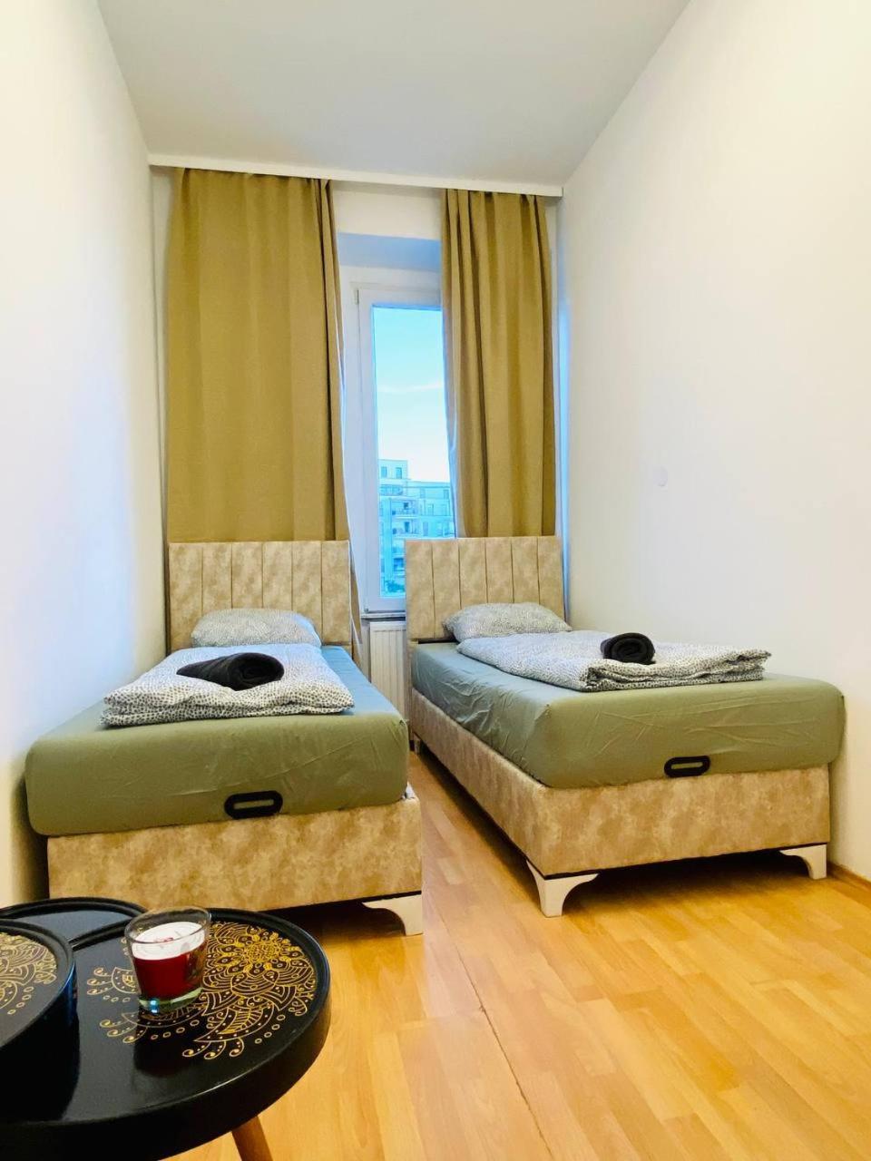 Comfortable Room In The 23Rd District Of Vienna Fr4 Exterior photo